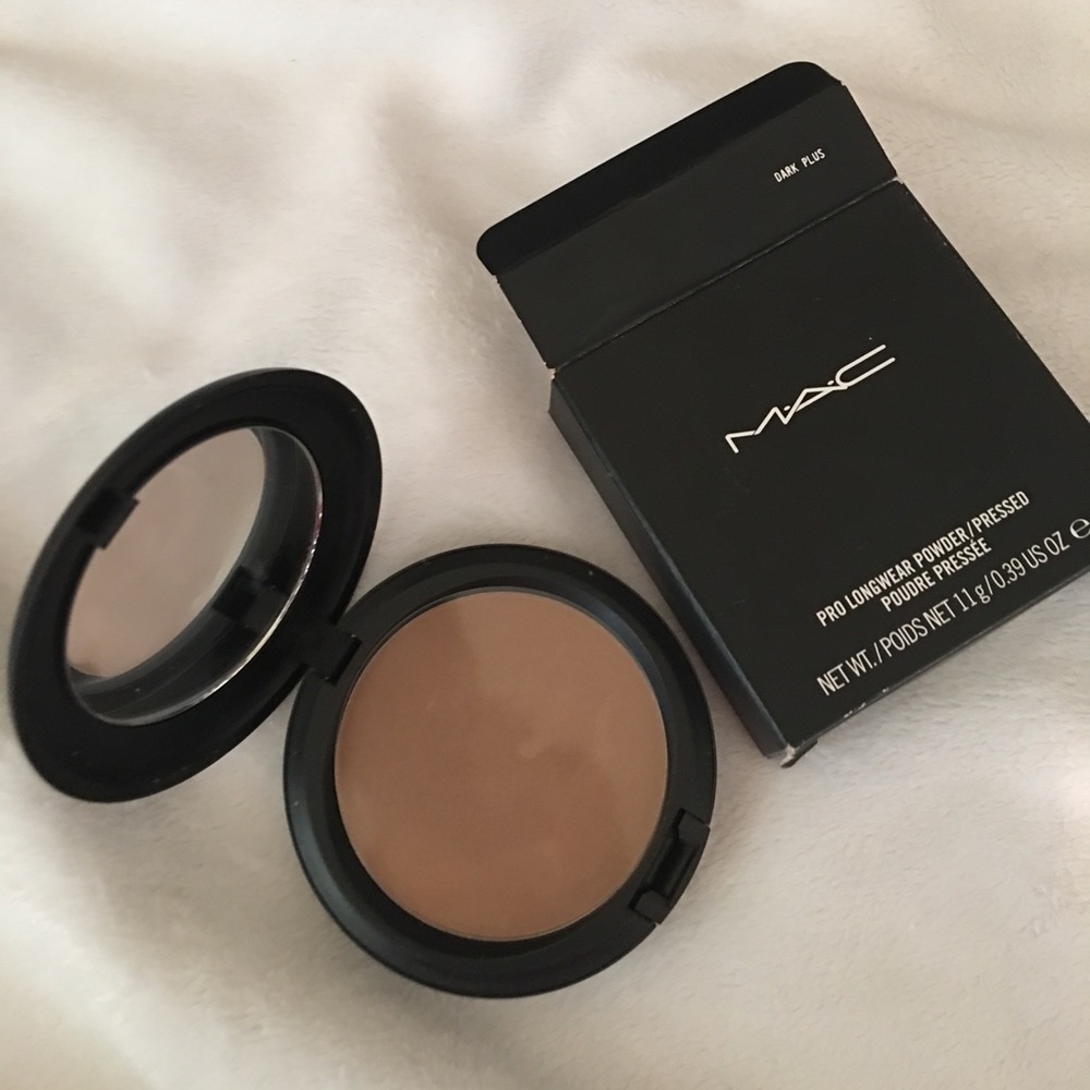 MAC Pro Longwear Powder/Pressed Dark Plus
